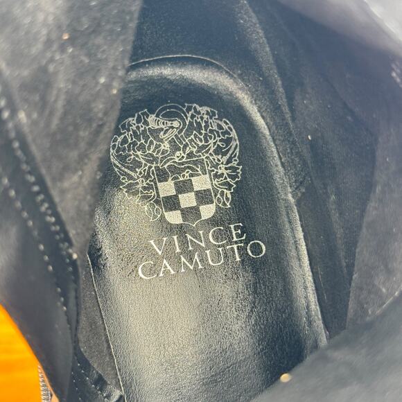 VINCE CAMUTO Corvina Studded Moto Boot SZ 8.5 Women’s Black Leather Buckle Edgy - Picture 11 of 12